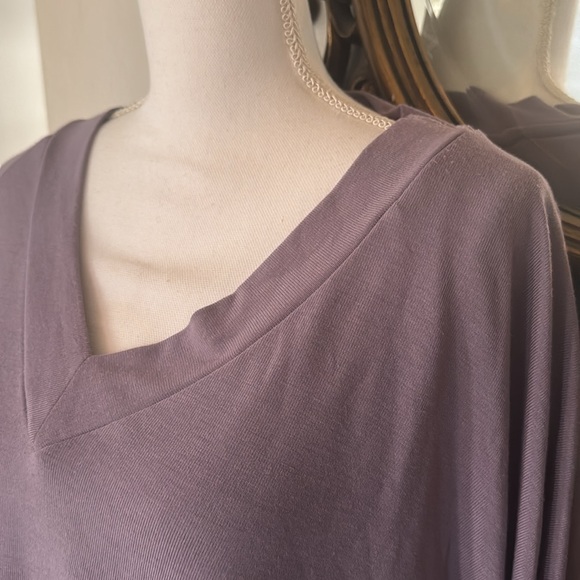 Amazing lavender Soft Surroundings asymmetrical layering tunic EUC - Picture 6 of 14